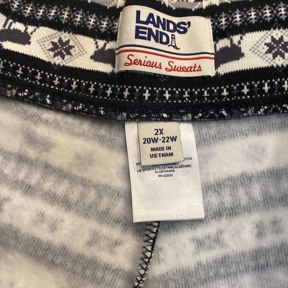 Lands’ End Serious Sweats Fair Isle Polar Bear Knit Lounge Fleece Lined Pants - Picture 4 of 10